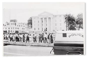 (CIVIL RIGHTS.) PHOTOGRAPHY. Group of 16 press wire service photographs from the decades of the civil rights struggle, the shooting of